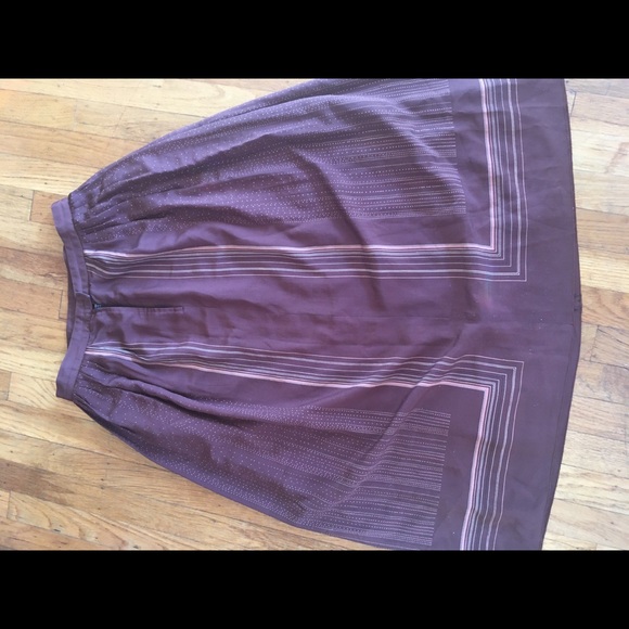 Vintage brown silk midi skirt with beautiful print - Picture 2 of 5